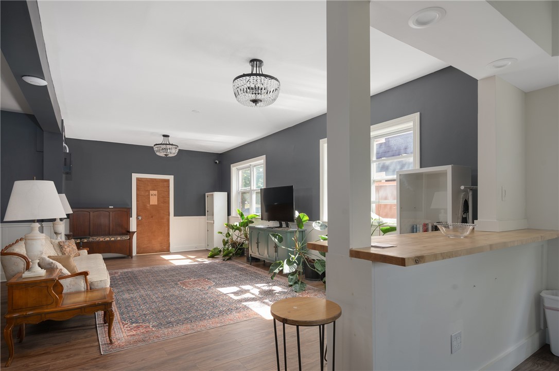 67 Ridge Street Providence, RI 02909 - Photo 4 of 29 Gallery Image 4