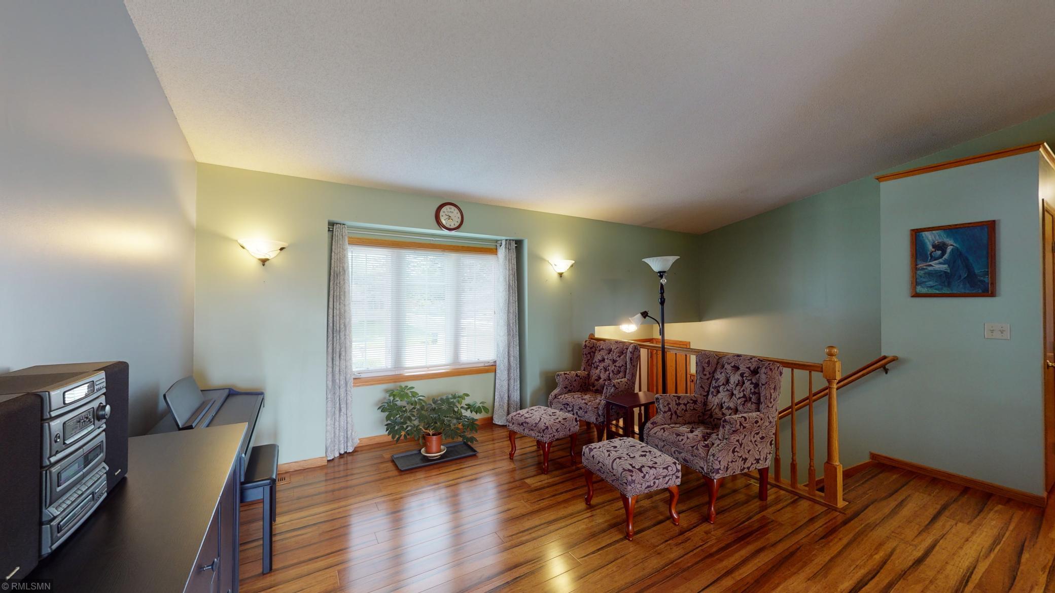 3834 Strathmore Lane Southeast Rochester, MN 55904 - Photo 2 of 21 Gallery Image 2
