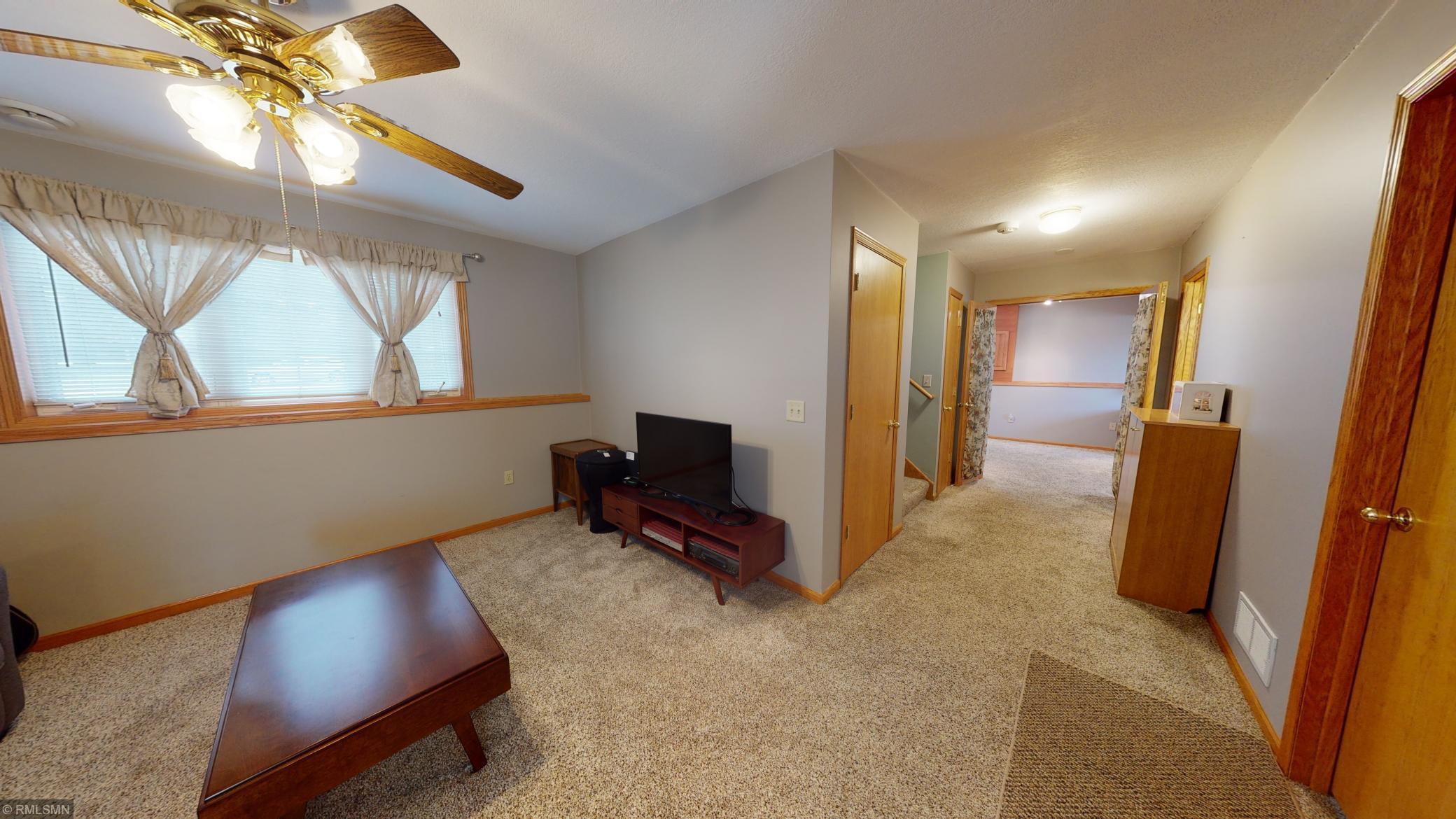 3834 Strathmore Lane Southeast Rochester, MN 55904 - Photo 11 of 21 Gallery Image 11