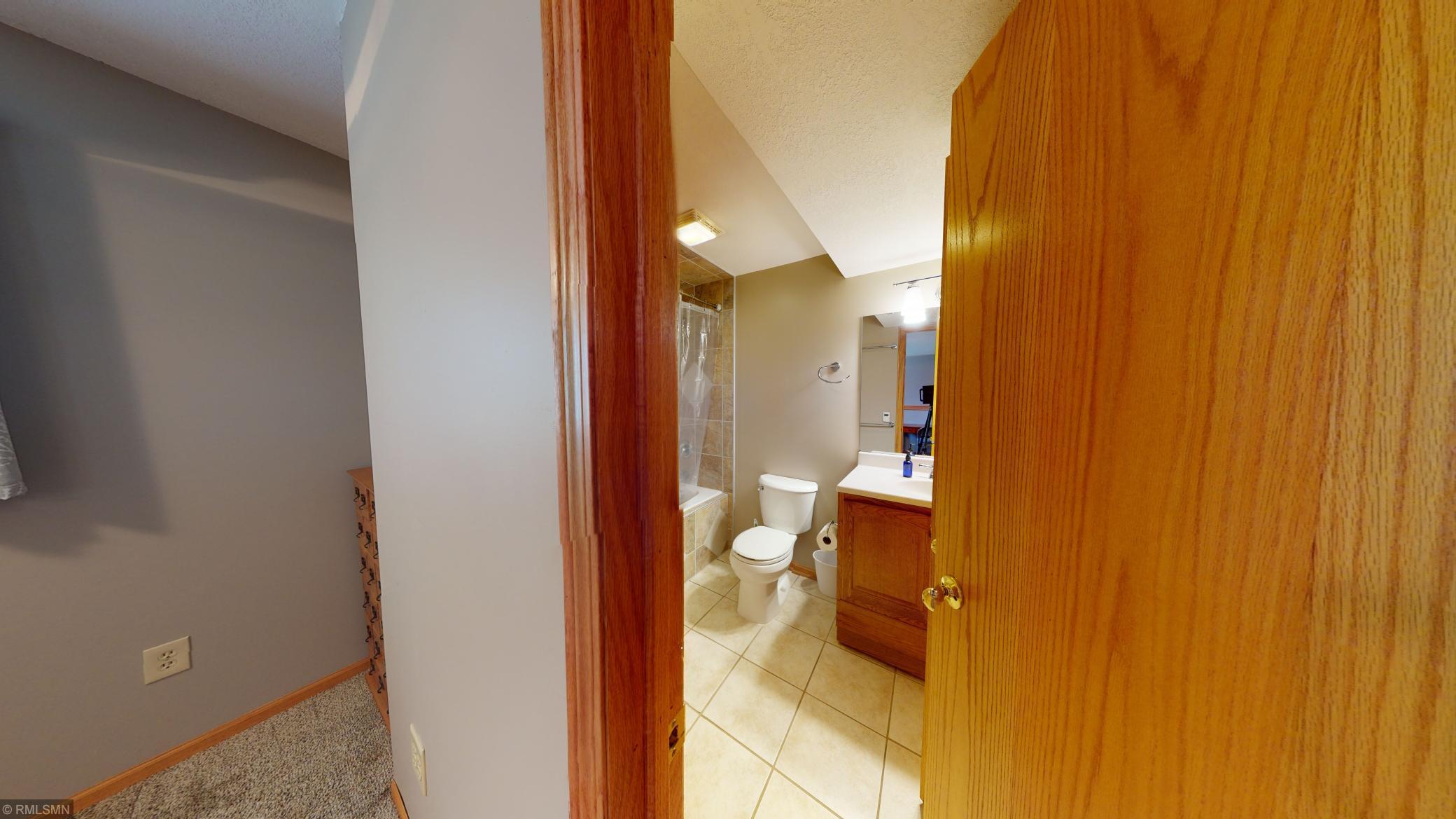3834 Strathmore Lane Southeast Rochester, MN 55904 - Photo 14 of 21 Gallery Image 14