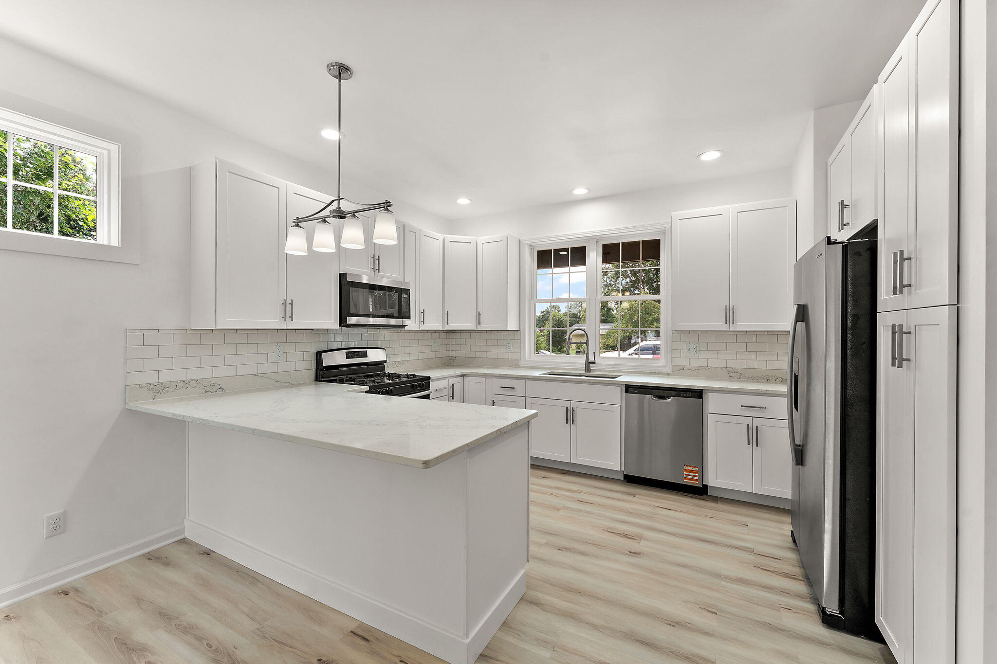 503 Exeter Road Kingsford Heights, IN 46346 - Photo 9 of 32 2048x1365