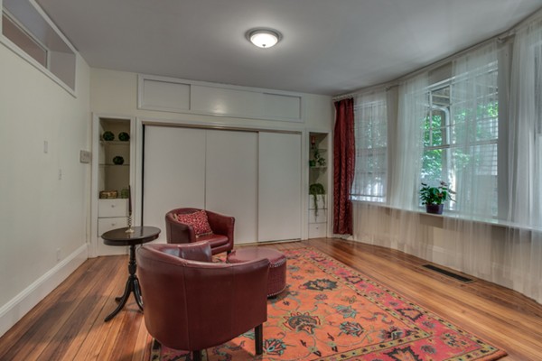 152 Winthrop Road, Unit 1 Brookline, MA 02445 - Photo 16 of 30