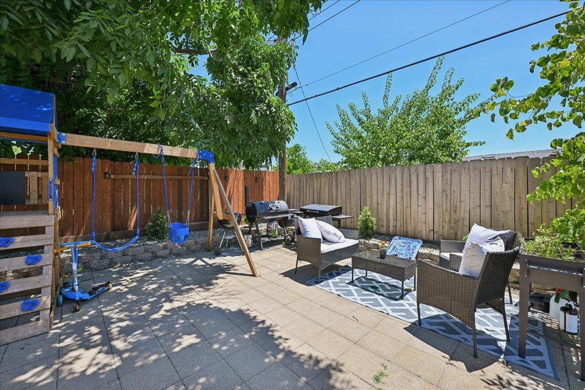 7724 Spring Valley Avenue Citrus Heights, CA 95610 - Photo 24 of 37