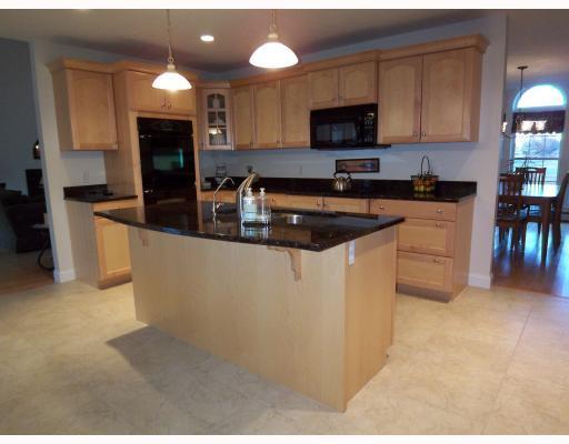 15 Brookdale Road Gorham, ME 04038 - Photo 2 of 8 Kitchen.