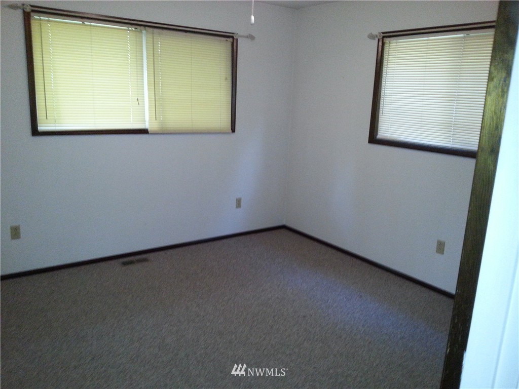 122 Woodard Road Chehalis, WA 98532 - Photo 5 of 17
