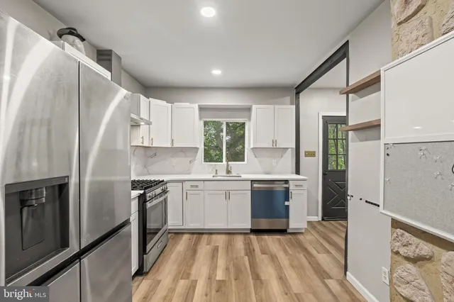 $3,085 | 128 Evesham Avenue West, Magnolia, NJ 08049