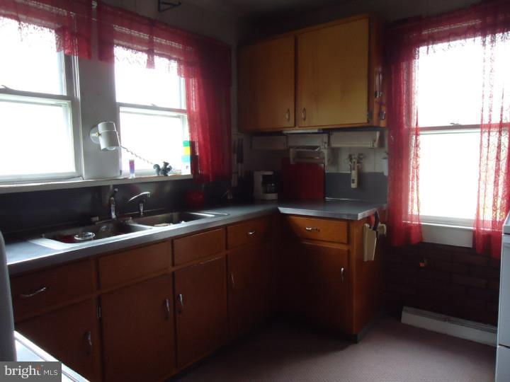 441 Fort Mott Road Pennsville, NJ 08070 - Photo 3 of 15 Kitchen