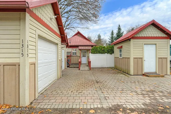 $639,000 | 1315 East Front Avenue, Coeur D'Alene, ID 83814