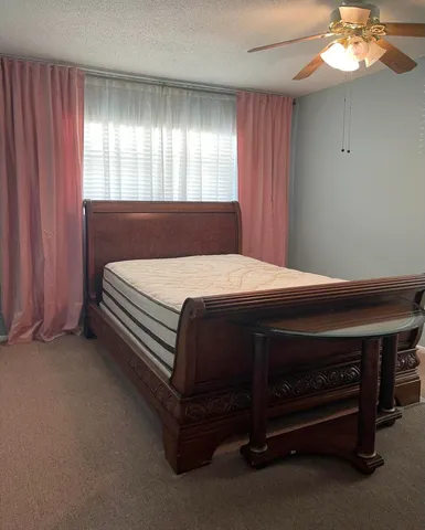 $1,950 | 155 Lake Carol Drive, Unit 155, West Palm Beach, FL 33411