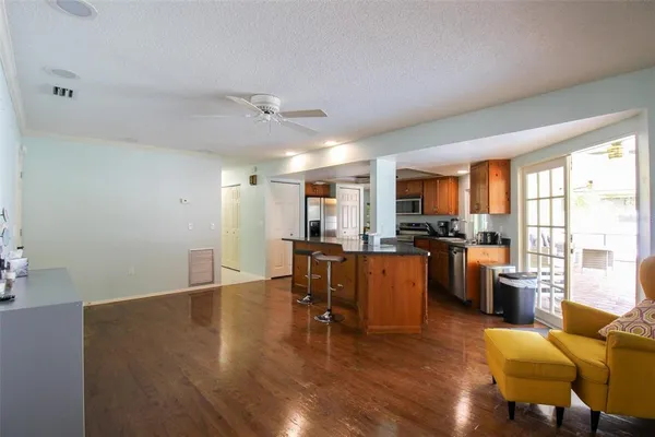 $6,150 | 2807 67th Street West, Bradenton, FL 34209