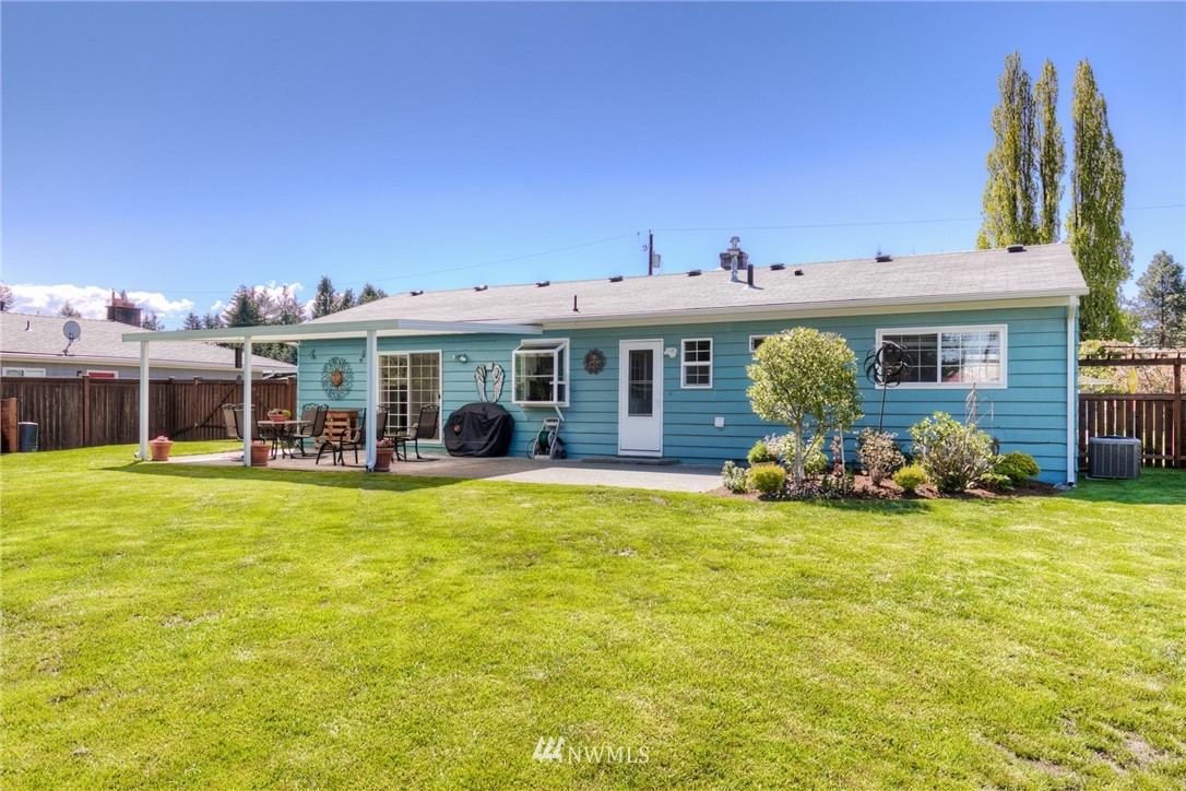 11412 Southeast 182nd Street Renton, WA 98055 - Photo 16 of 25