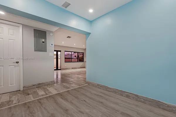 $3,500 | 740 Northwest 105th Place, Unit A6, Miami, FL 33172