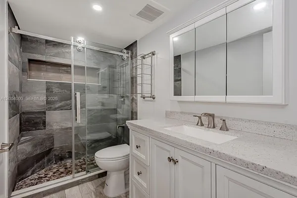 $3,500 | 740 Northwest 105th Place, Unit A6, Miami, FL 33172