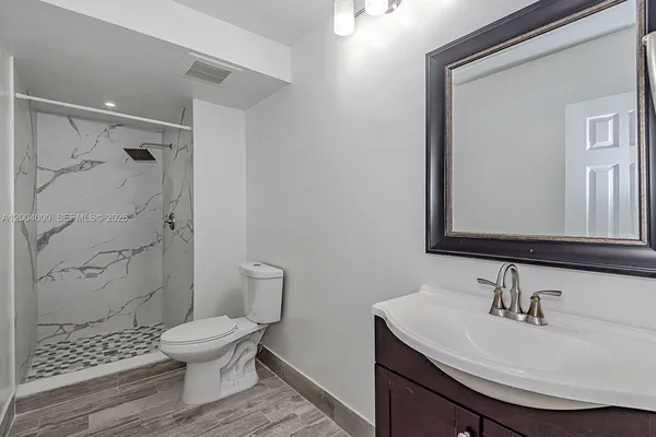 $3,500 | 740 Northwest 105th Place, Unit A6, Miami, FL 33172