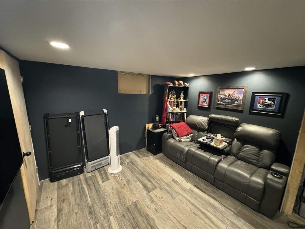 46 Middlesex Street Fall River, MA 02723 - Photo 28 of 29 Gallery Image 28