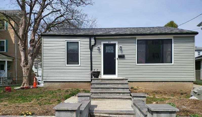 46 Middlesex Street Fall River, MA 02723 - Photo 4 of 29 Gallery Image 4