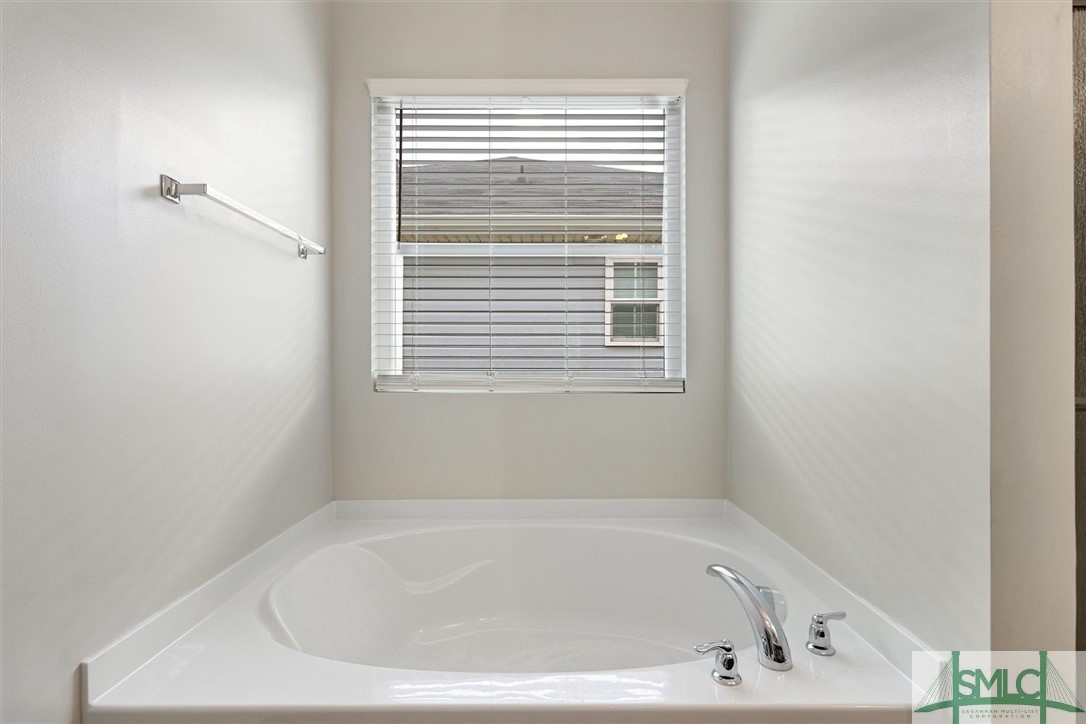 170 Vale Loop Savannah, GA 31405 - Photo 14 of 20 Gallery Image 14