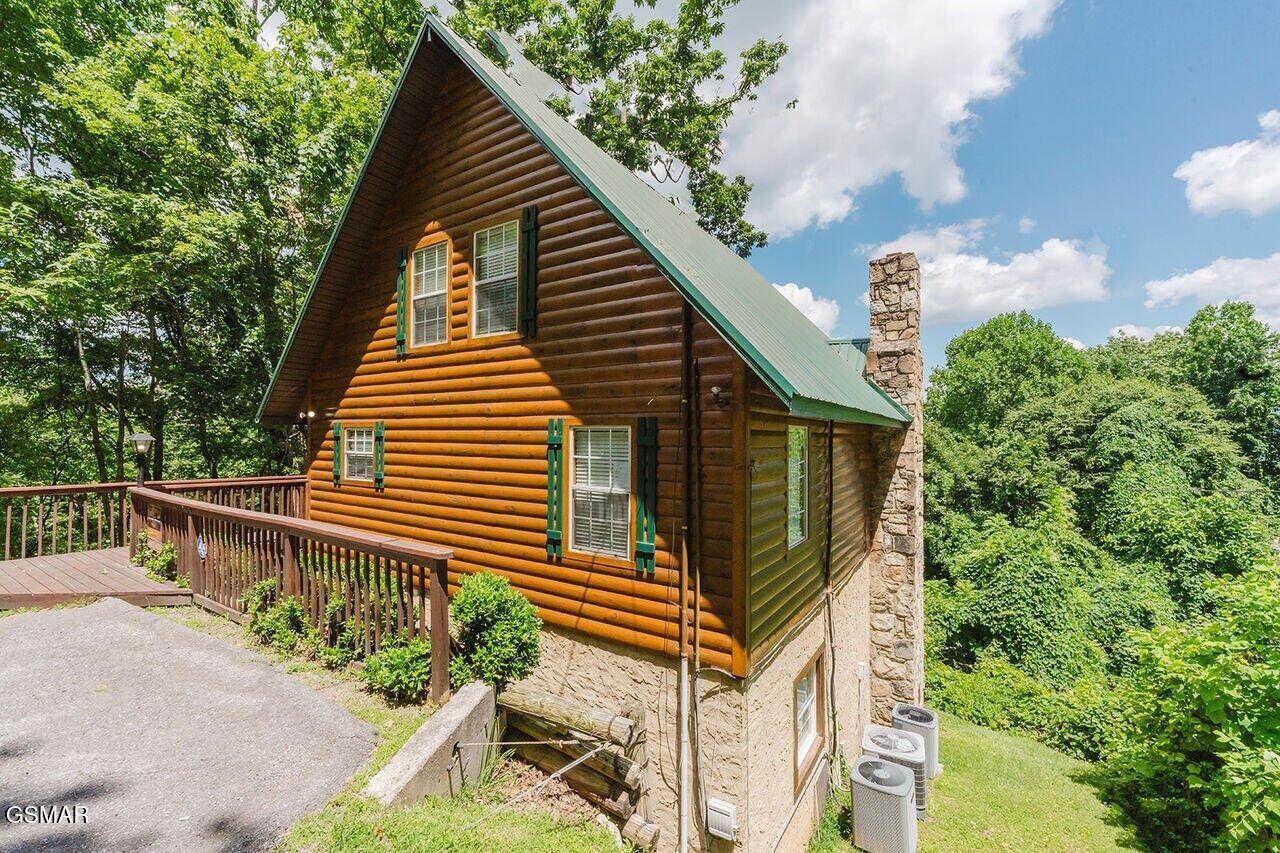 960 Stans Road Gatlinburg, TN 37738 - Photo 3 of 60 Gallery Image 3