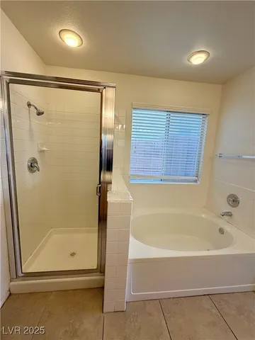 $1,895 | 1021 Miradero Lane, Las Vegas, NV 89134