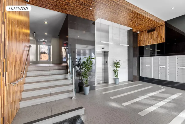 $995,000 | 315 Gates Avenue, Unit 5P | Bedford-Stuyvesant