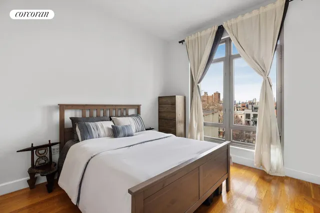 $995,000 | 315 Gates Avenue, Unit 5P | Bedford-Stuyvesant
