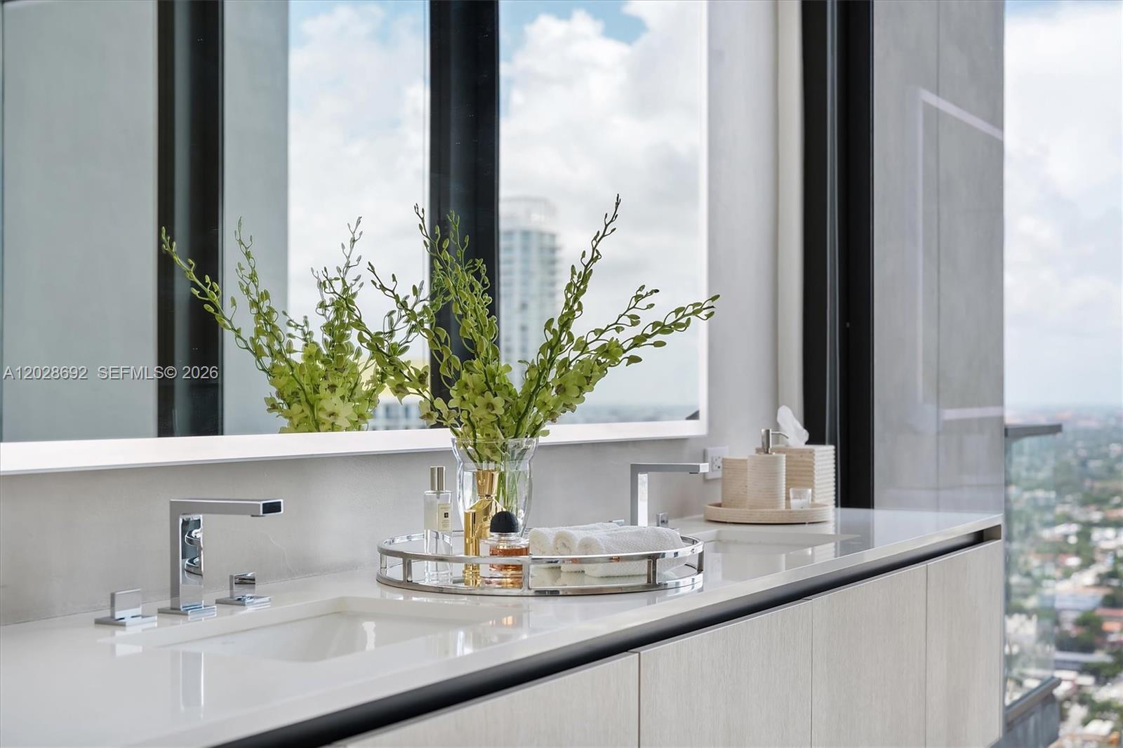 88 Southwest 7th Street, Unit 4001 Miami, FL 33130 - Photo 39 of 75