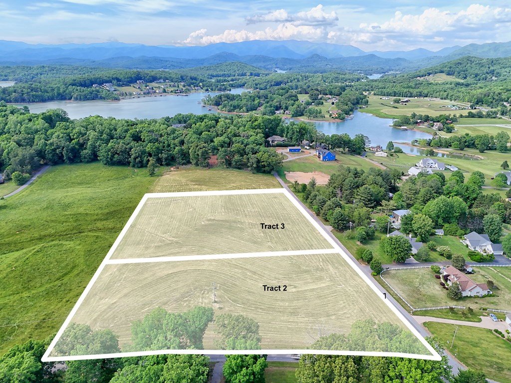 3 Hidden Valley Road Hiawassee, GA 30546 - Photo 2 of 28