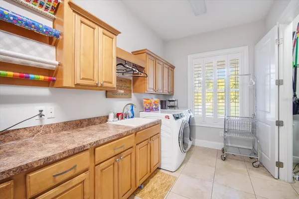 $1,950,000 | 11441 Hammock Oaks Court, Lithia, FL 33547