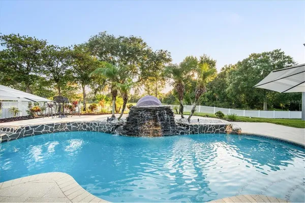 $1,950,000 | 11441 Hammock Oaks Court, Lithia, FL 33547
