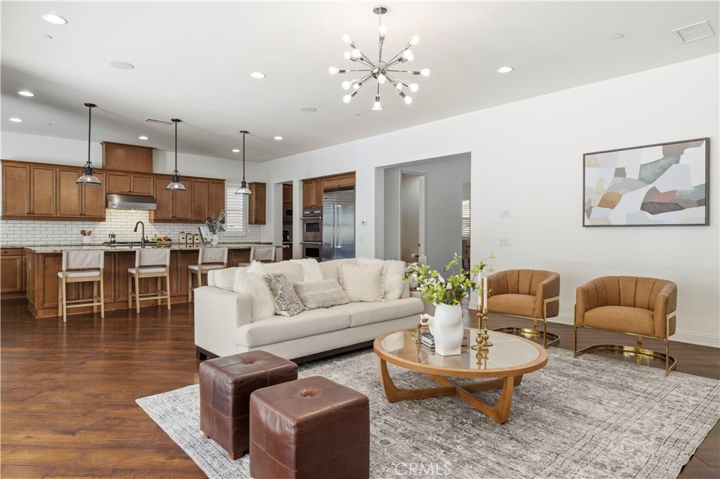 24949 Old Stone Way Stevenson Ranch, CA 91381 - Photo 15 of 73 Gallery Image 15
