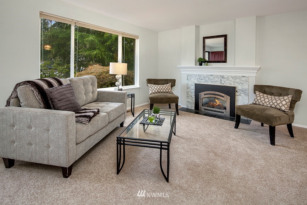602 216th Street Southwest Bothell, WA 98021 - Photo 2 of 15
