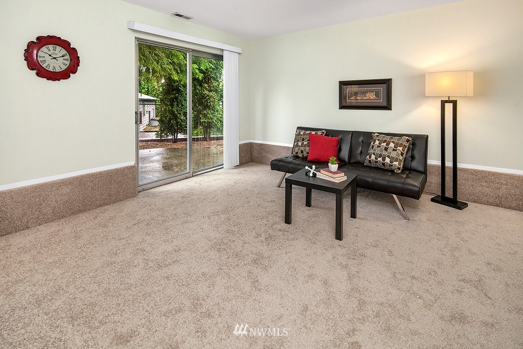 602 216th Street Southwest Bothell, WA 98021 - Photo 11 of 15