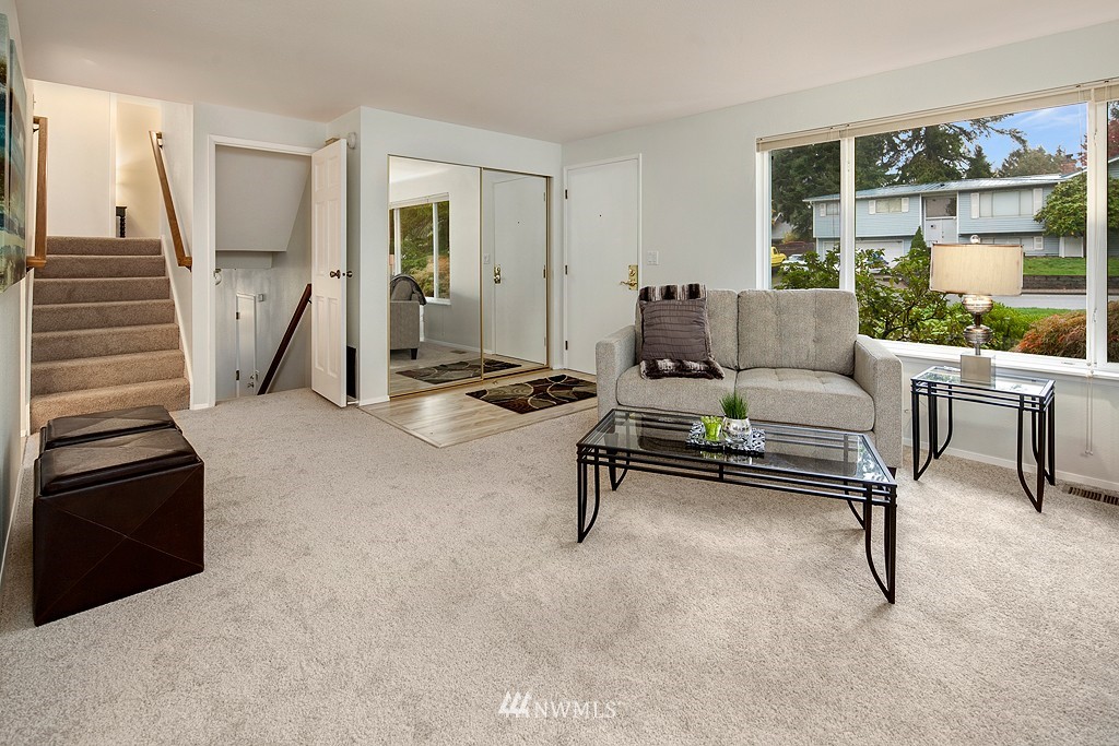 602 216th Street Southwest Bothell, WA 98021 - Photo 3 of 15