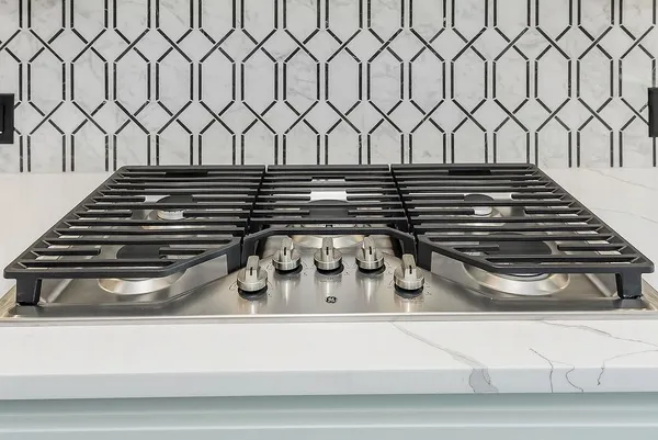 $823,970 | 2209 176th Place, Overland Park, KS 66085