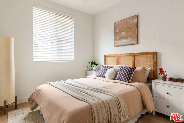 $875,000 | 710 South San Fernando Boulevard, Unit 104, Burbank, CA 91502