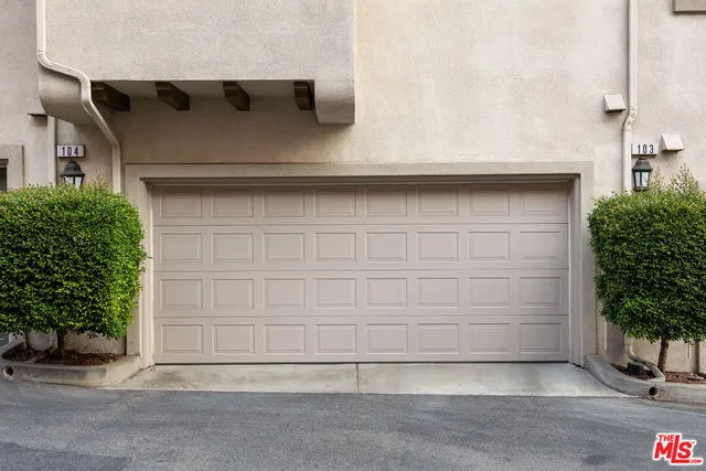 $875,000 | 710 South San Fernando Boulevard, Unit 104, Burbank, CA 91502