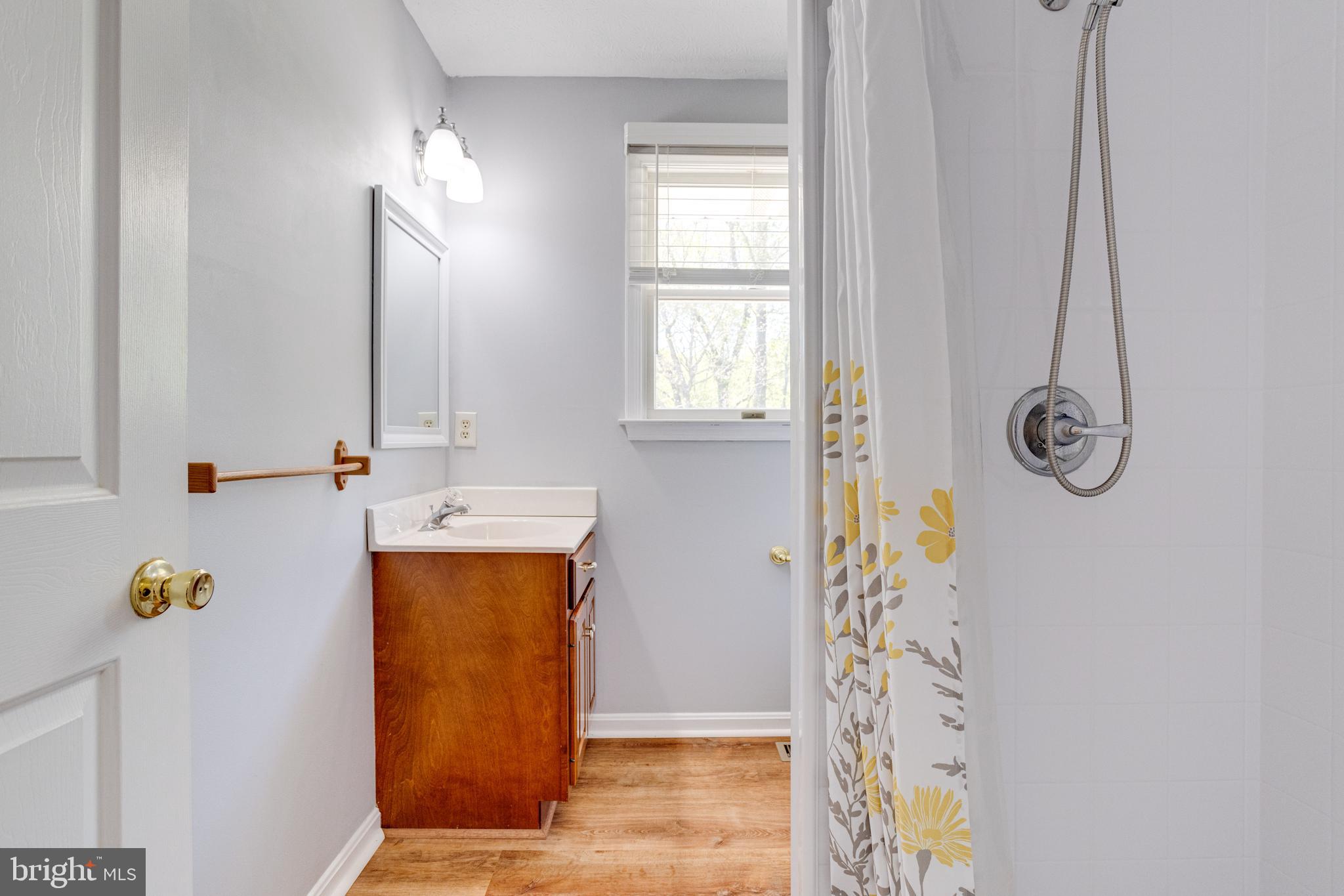 4952 Carea Road White Hall, MD 21161 - Photo 31 of 55 Primary bath
