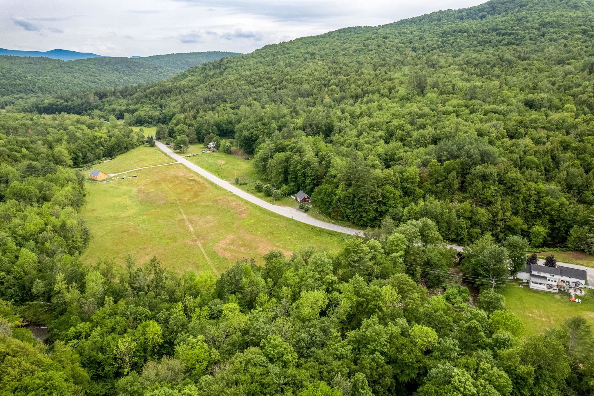 425 Nebraska Valley Road Stowe, VT 05672 - Photo 17 of 26