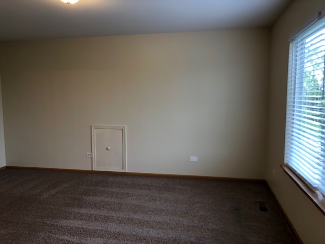 420 Kelly Court Romeoville, IL 60446 - Photo 21 of 30 a view of room and window