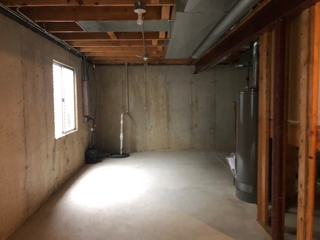 420 Kelly Court Romeoville, IL 60446 - Photo 29 of 30 a view of an empty room