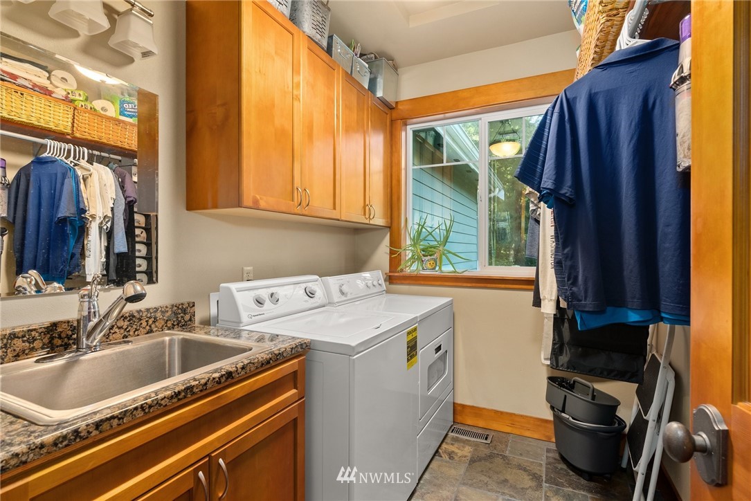 13039 Spindlewood Court Southwest Rochester, WA 98579 - Photo 21 of 40 Gallery Image 21