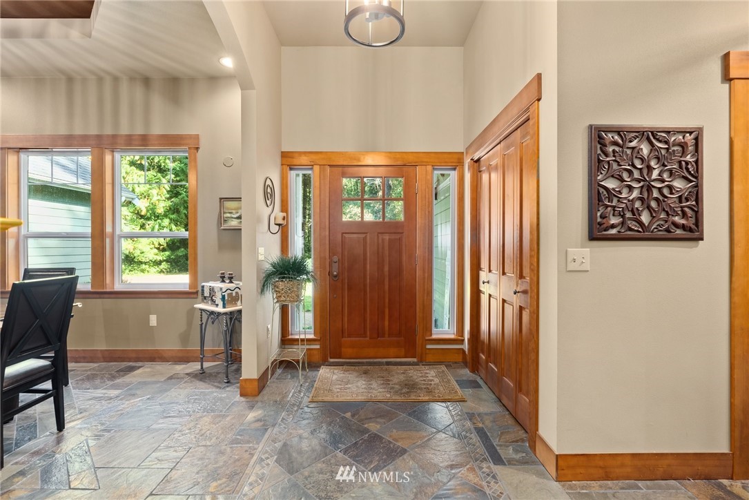 13039 Spindlewood Court Southwest Rochester, WA 98579 - Photo 7 of 40 Gallery Image 7