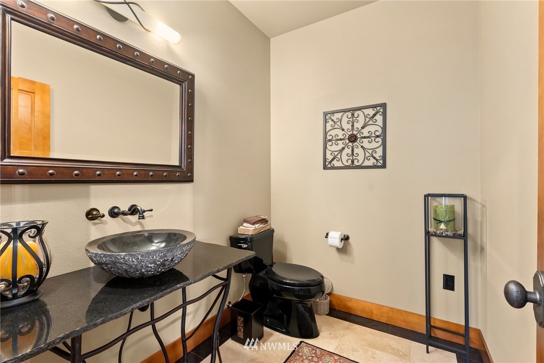 13039 Spindlewood Court Southwest Rochester, WA 98579 - Photo 9 of 40 Gallery Image 9