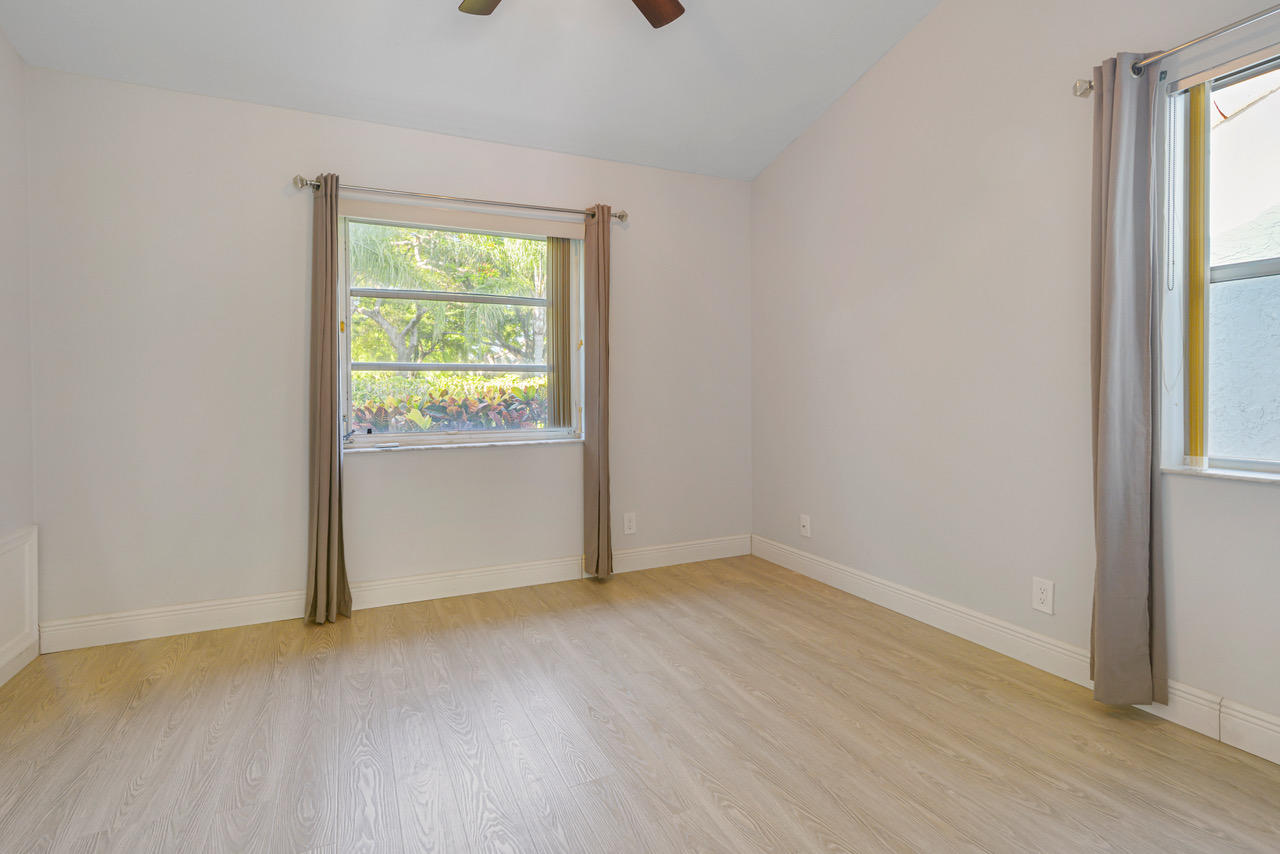 3807 Candlewood Court Boca Raton, FL 33487 - Photo 24 of 38 BRS Candlewood2 051