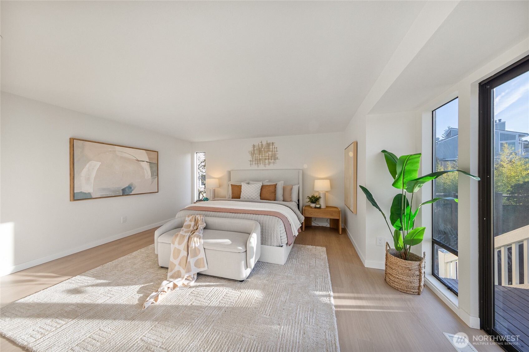 4727 155th Place Southeast Bellevue, WA 98006 - Photo 20 of 38 a bedroom with a bed and a window