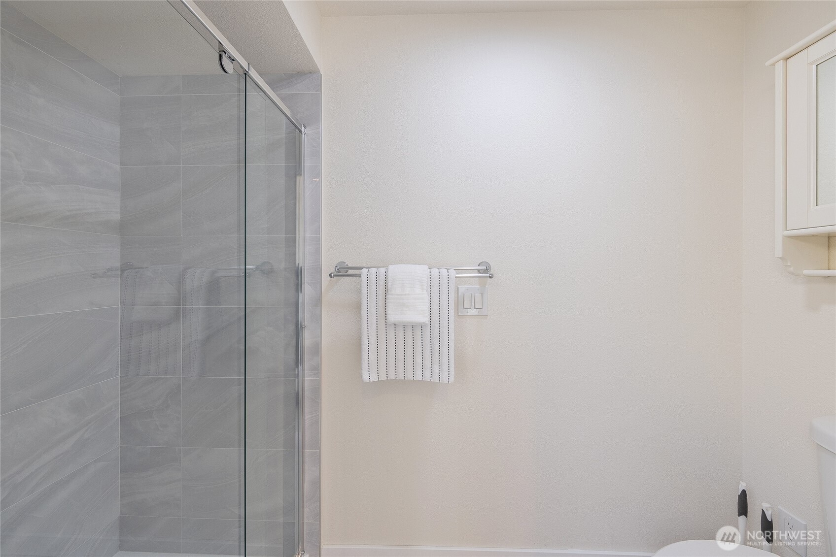 4727 155th Place Southeast Bellevue, WA 98006 - Photo 29 of 38