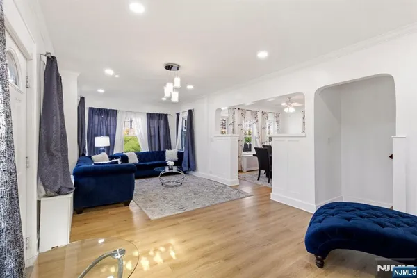 $749,999 | 351 Park Avenue, Rutherford, NJ 07070