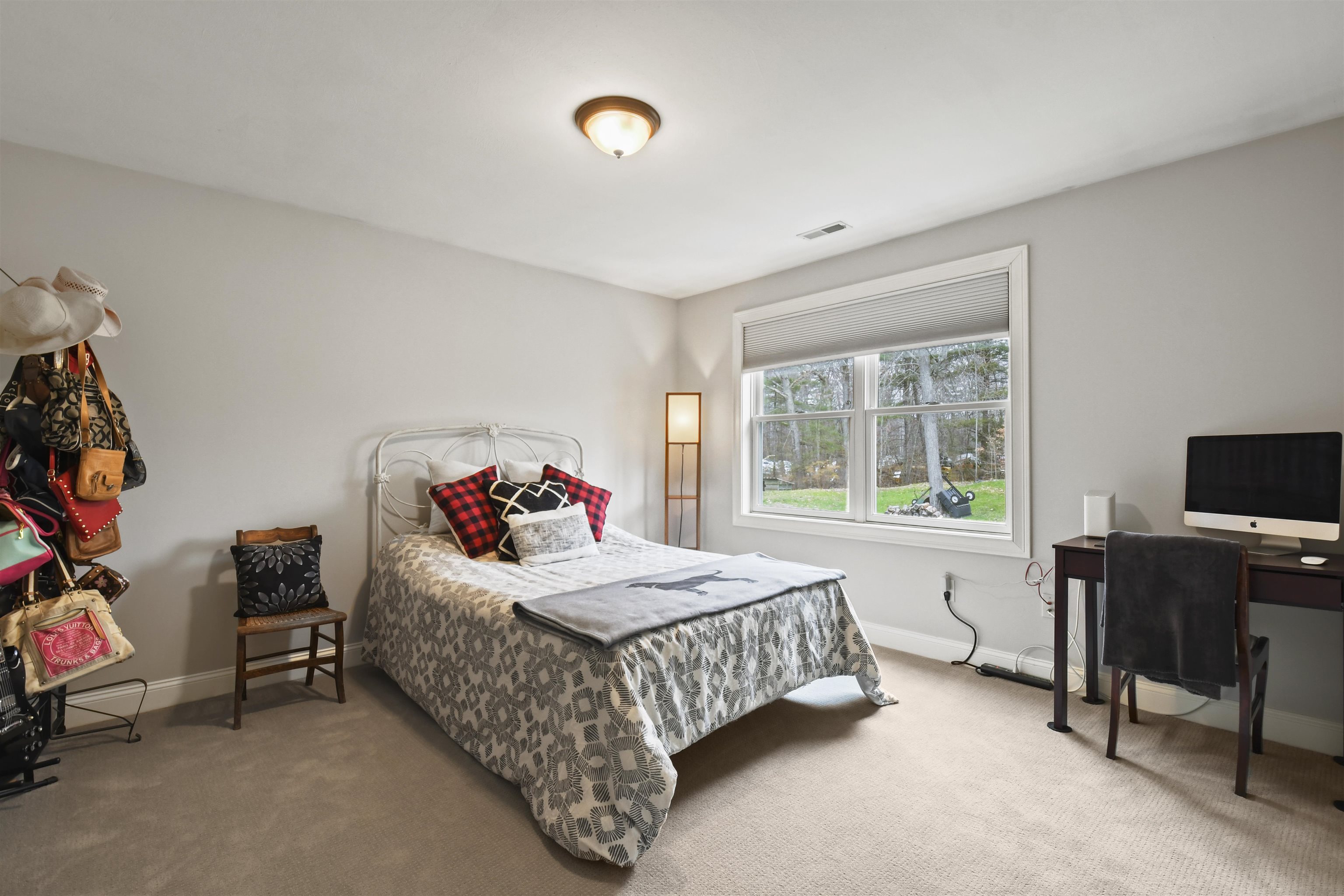 80 Dutton Road Pelham, NH 03076 - Photo 28 of 40 Gallery Image 28