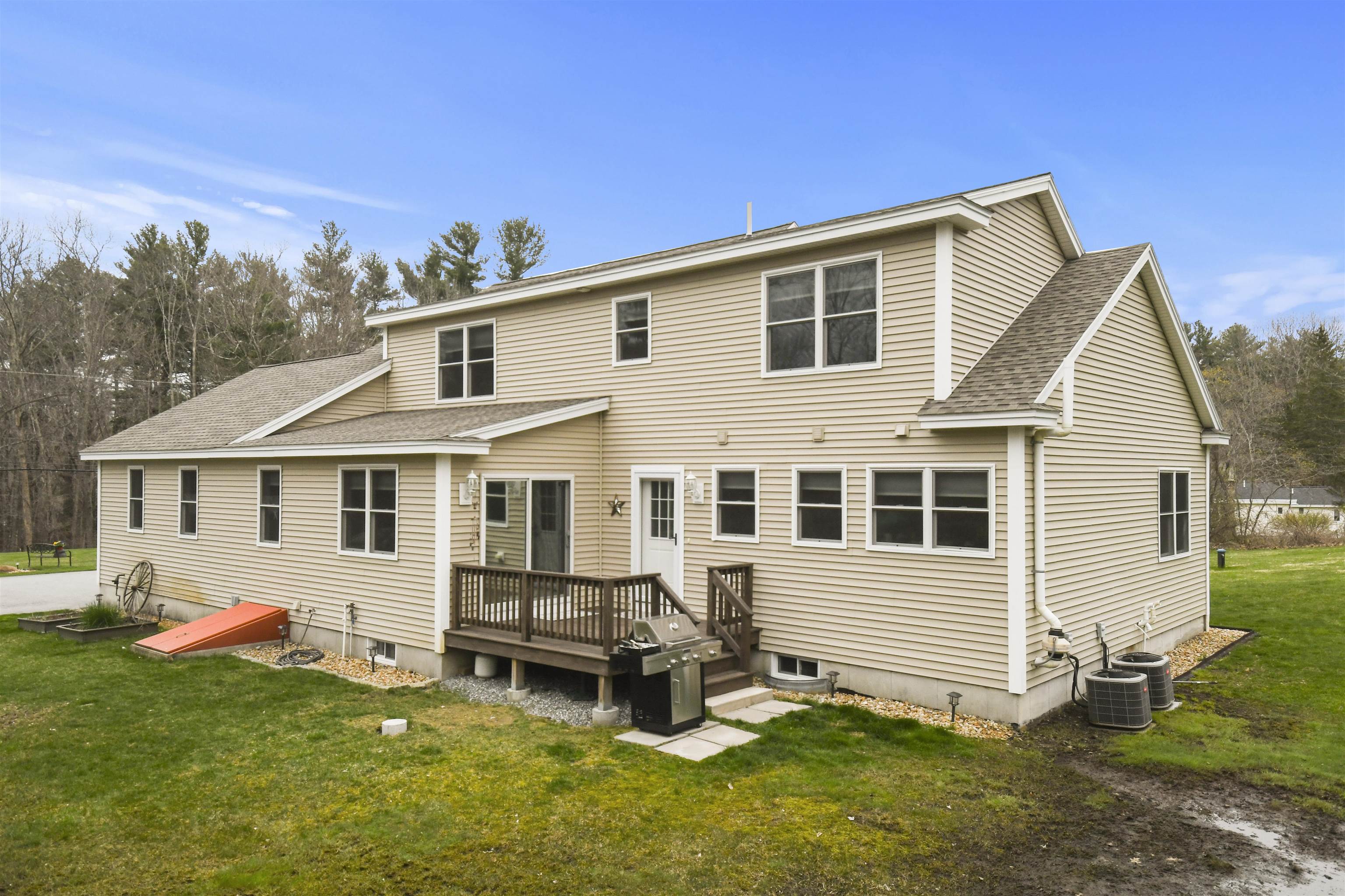 80 Dutton Road Pelham, NH 03076 - Photo 33 of 40 Gallery Image 33