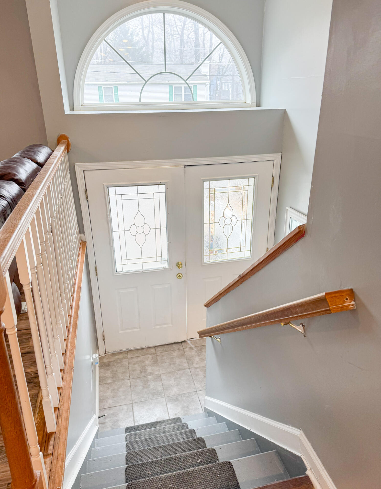707 Edgewood Road Tobyhanna, PA 18466 - Photo 3 of 45 Foyer